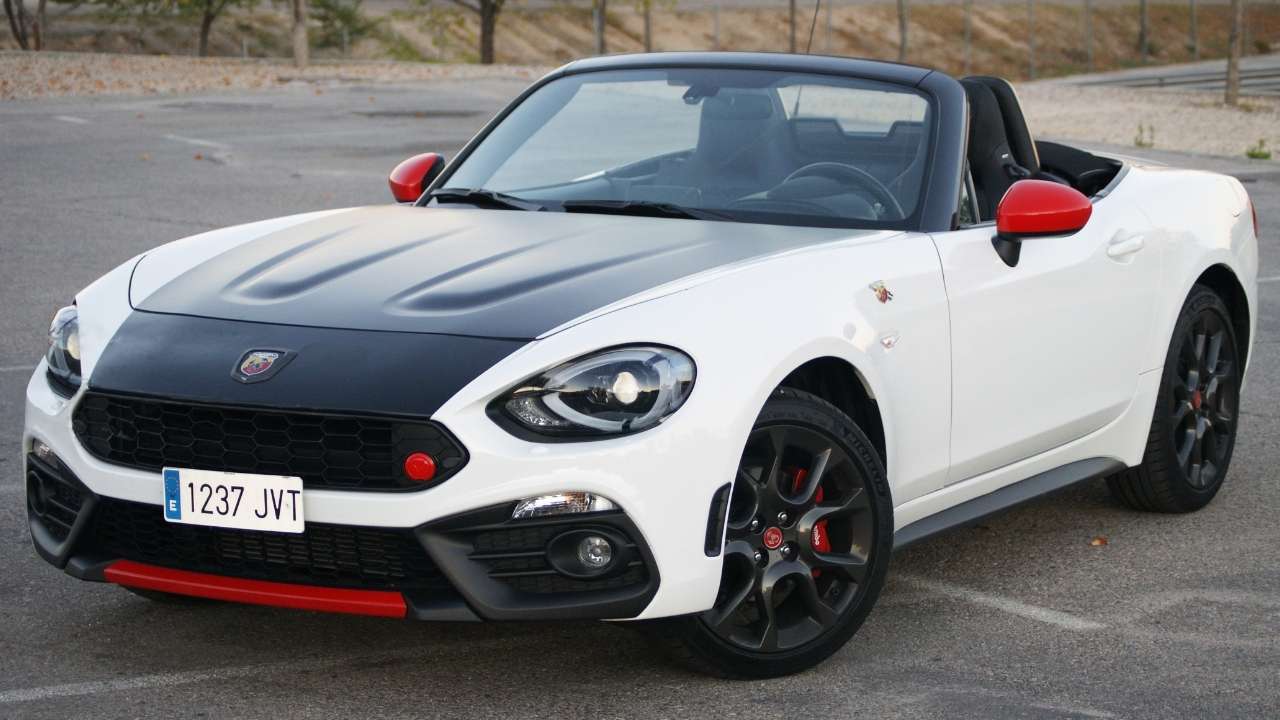Abarth 124 Spider: el roadster deportivo con diseño italiano, motor turbo potente y espíritu de competición